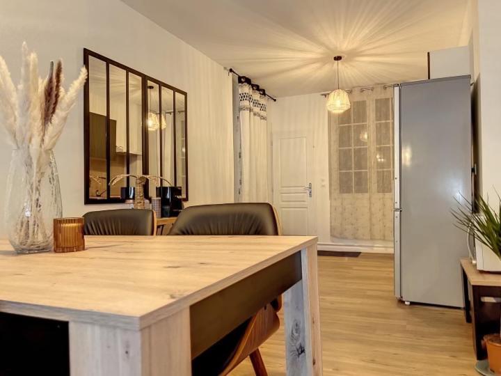 Ferienwohnung La Boheme Troyes Exterior foto